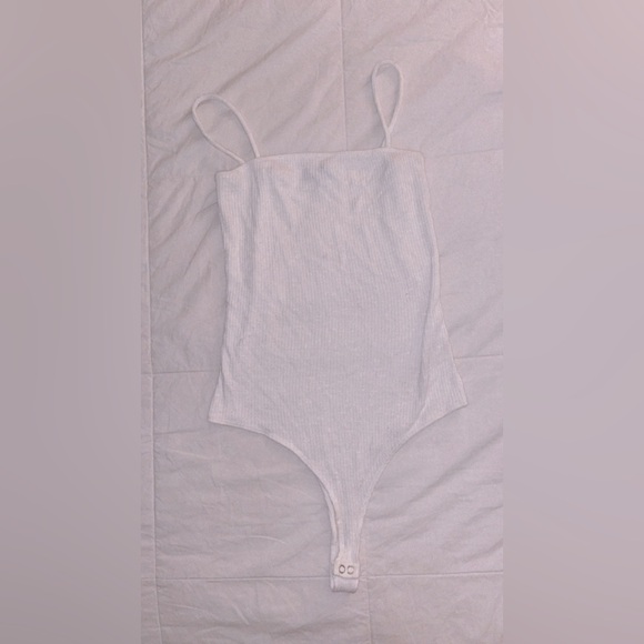 Popular 21 Ribbed Knit Top - Picture 1 of 3